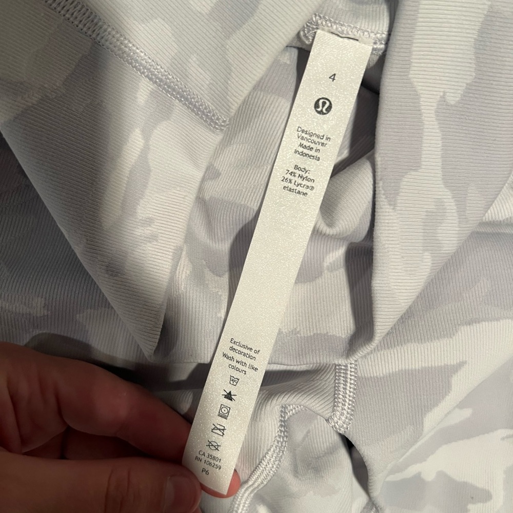 Lululemon Wunder Under Size 4 25” length